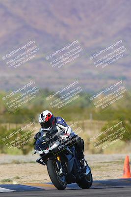 media/Nov-06-2023-Moto Forza (Mon) [[ce023d0744]]/4-Beginner Group/Session 4 (Turns 2 and 1 Exit)/